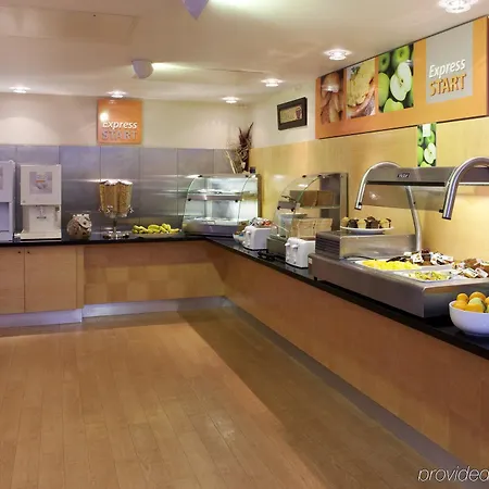 Holiday Inn Express Hemel Hempstead By Ihg 