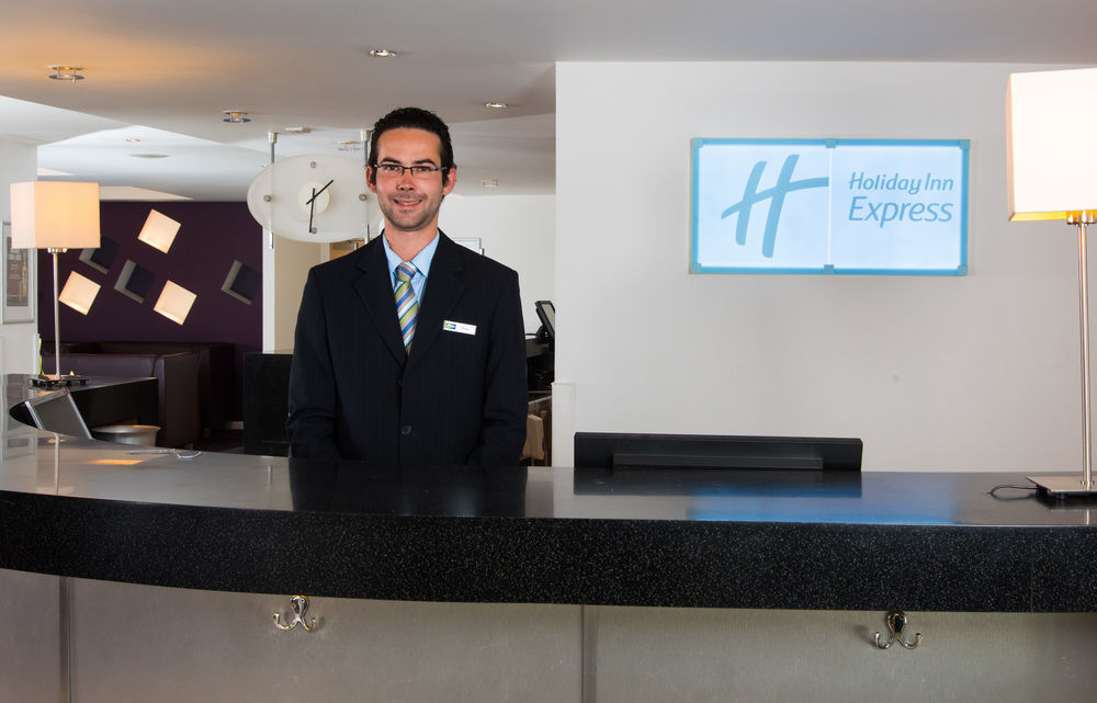 Express By Ihg Hotel 3*